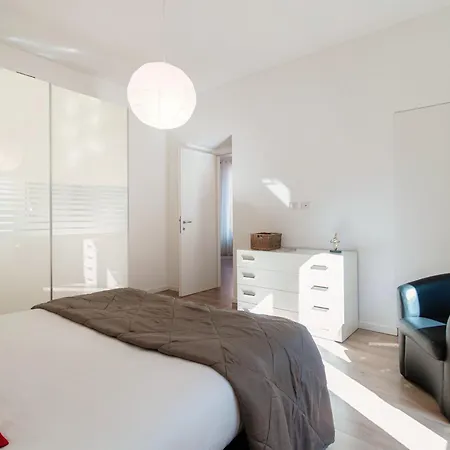 Dolce - By Myhomeincomo Appartement
