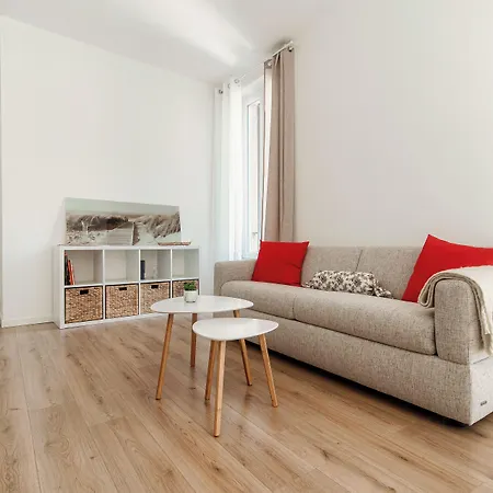 Dolce - By Myhomeincomo Апартаменты *
